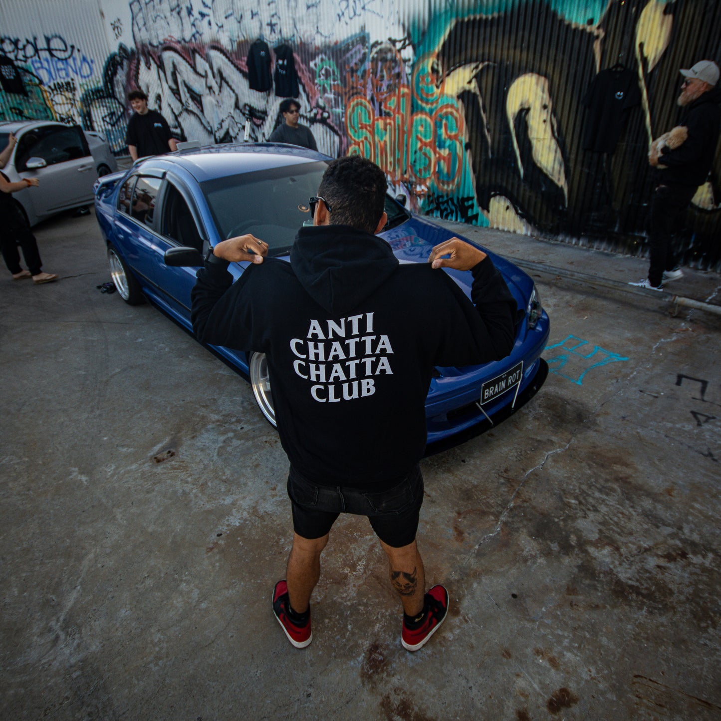 ANTI CHATTA CHATTA CLUB HOODIE